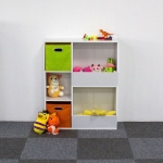 ModernHome Dřevěná skříňka s přihrádky pro děti ZKB-01A